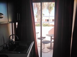 Junior Studio | Private kitchenette | Coffee/tea maker