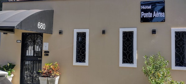 Voorkant van accommodatie