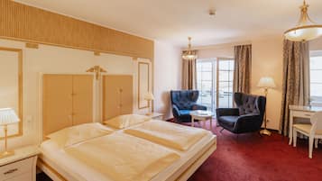 Kamar Superior, 1 Tempat Tidur Queen, Bebas Asap Rokok | Seprai antialergi, minibar, brankas, dan didekorasi berbeda-beda