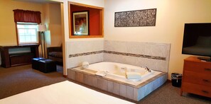 Deluxe-Zimmer, 1 Queen-Bett, Whirlpool, Annex | Komfortbadewanne