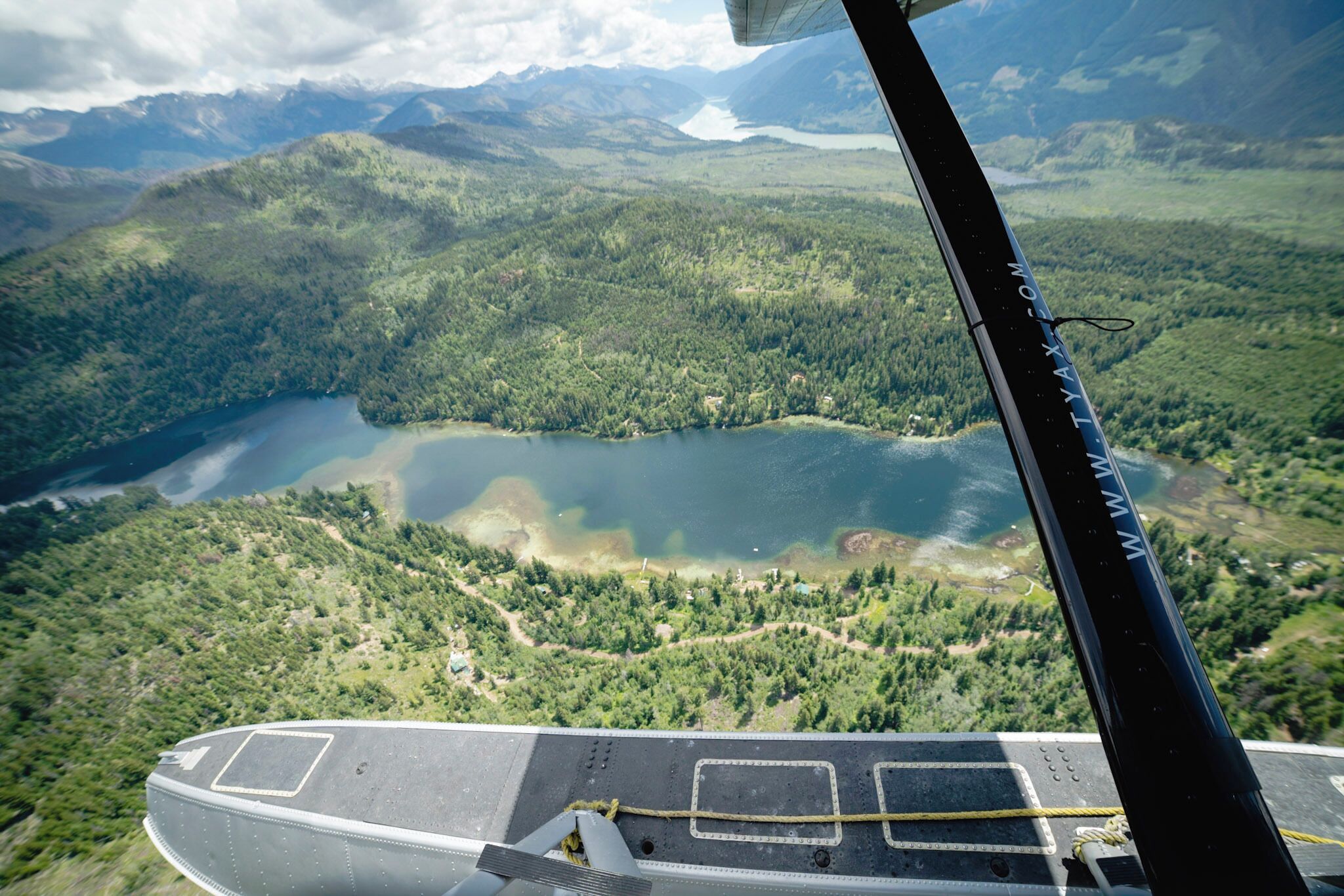 helicopter/plane tours