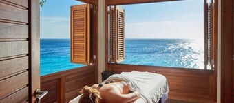 Coral Estate Rentals