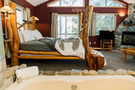 Natapoc | 1 bedroom, Egyptian cotton sheets, premium bedding, down comforters. Pine River Ranch B&B