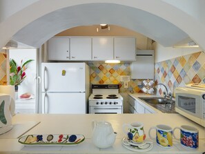 Apartment, 1 Bedroom, Garden View | Private kitchen | Full-size fridge, microwave, stovetop, cookware/dishes/utensils - Golden View 321 (Holetown)