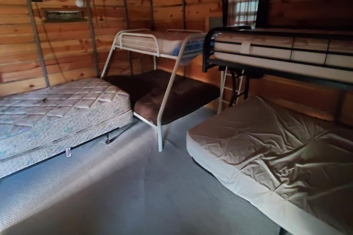 Cabin | WiFi (free), individually decorated, individually furnished