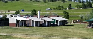Room - Suzies Camp (Sturgis)