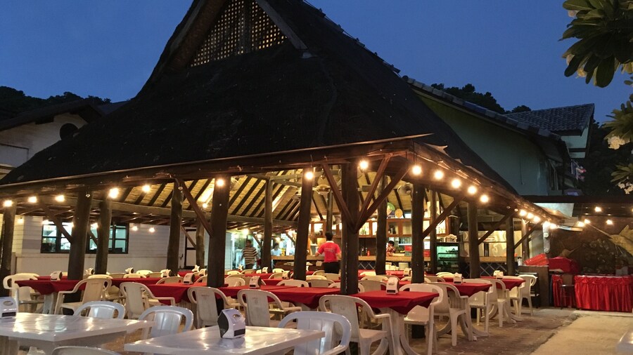 Phi Phi Banyan Villa