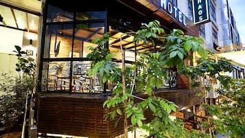 Fachada de la propiedad