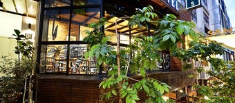 CHAOS BOUTIQUE HOTEL