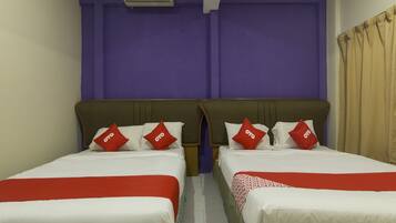 Family Suite | Laptop workspace, free WiFi, bed sheets