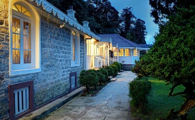 Summit Swiss Heritage Hotel & Spa