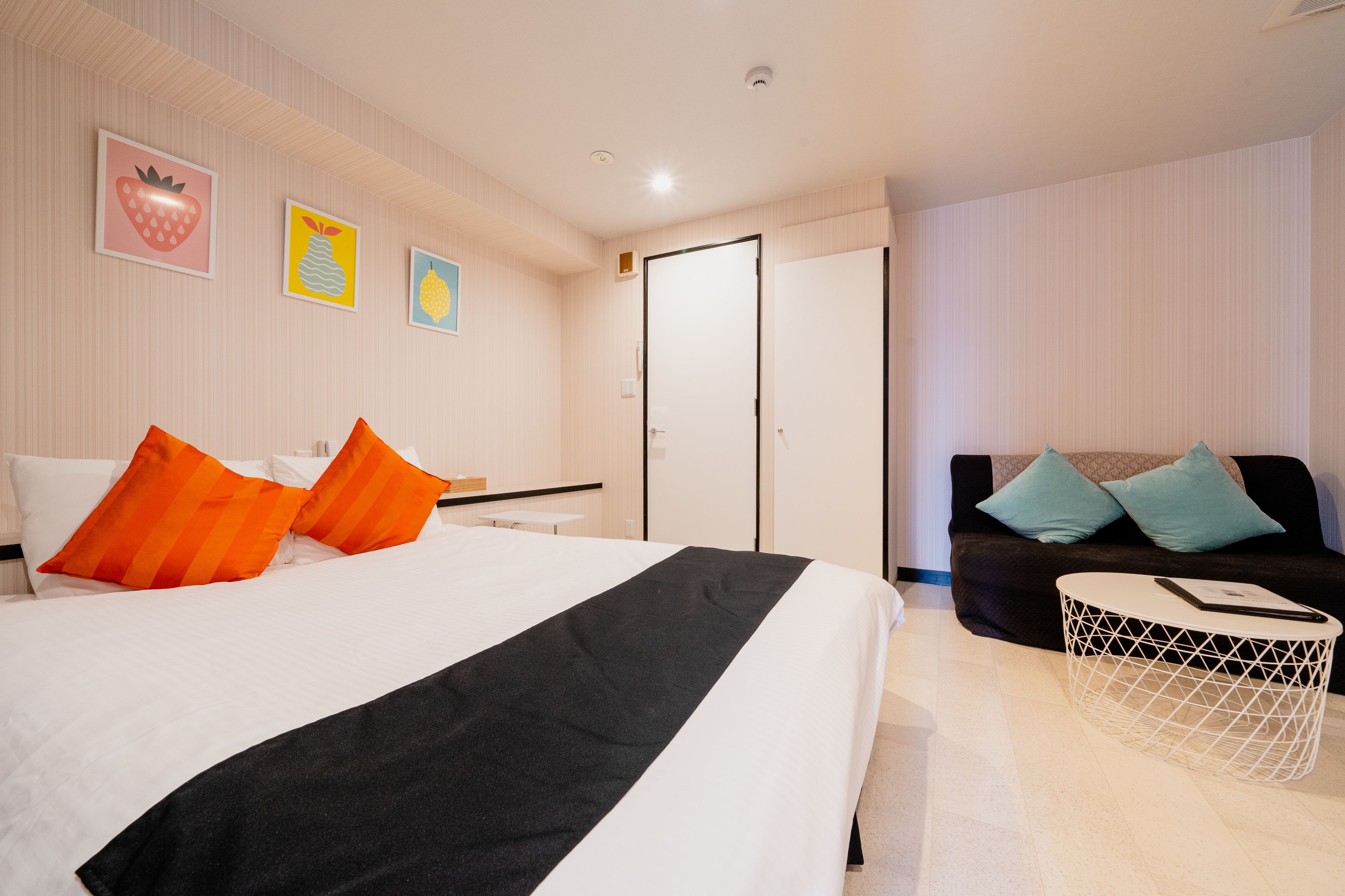 double room, 1 queen bed | free wifi, bed sheets