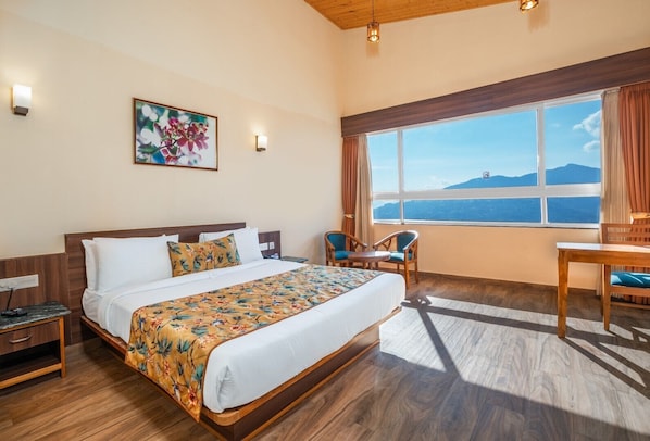 Family Duplex View Room | In-room safe, desk, blackout drapes, soundproofing - Summit Namnang Courtyard & Spa (Gangtok)