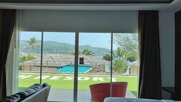 Luxury Room, 1 Double Bed (3rd Floor) | Terrace/patio