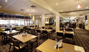 Lunch and dinner served