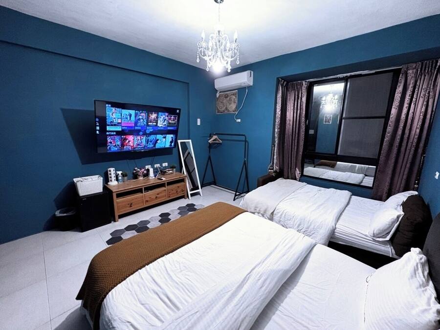 Family Quadruple Room | Premium bedding, individually decorated, blackout drapes, free WiFi