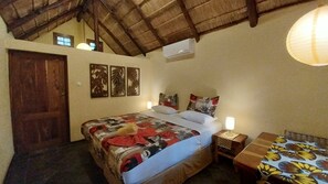 Free WiFi, bed sheets - DEVOCEAN Lodge (Ponta d'Ouro)