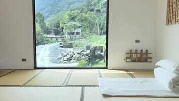Tatami Room with Shared Bathroom | Desk, rollaway beds, free WiFi
