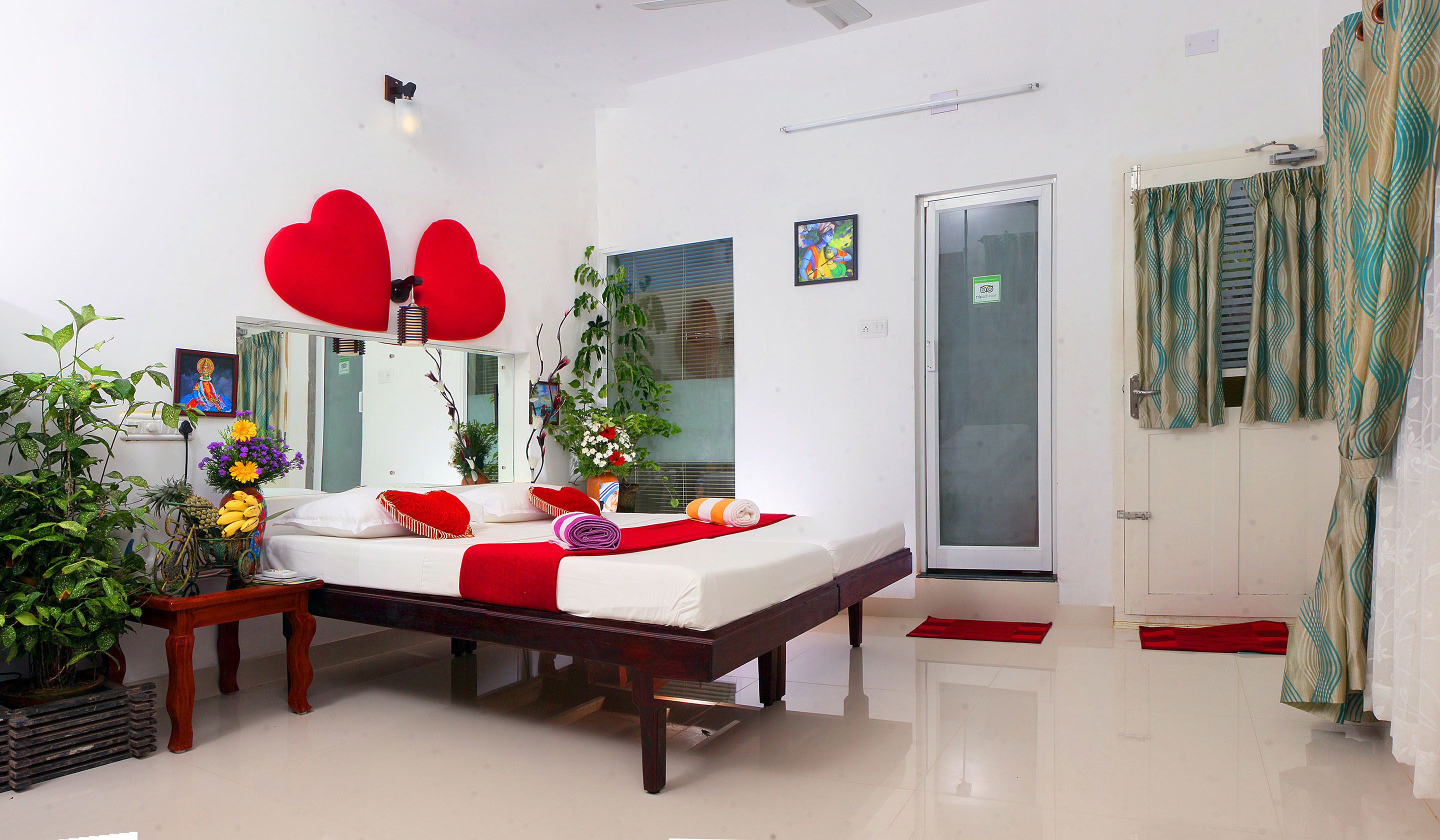 super deluxe double ac room with balcony(having twin beds) | In-room safe, desk, free WiFi