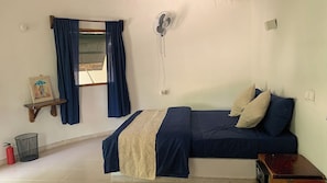 In-room safe, free WiFi, bed sheets, wheelchair access - Footsteps Eco-Lodge (Gunjur)