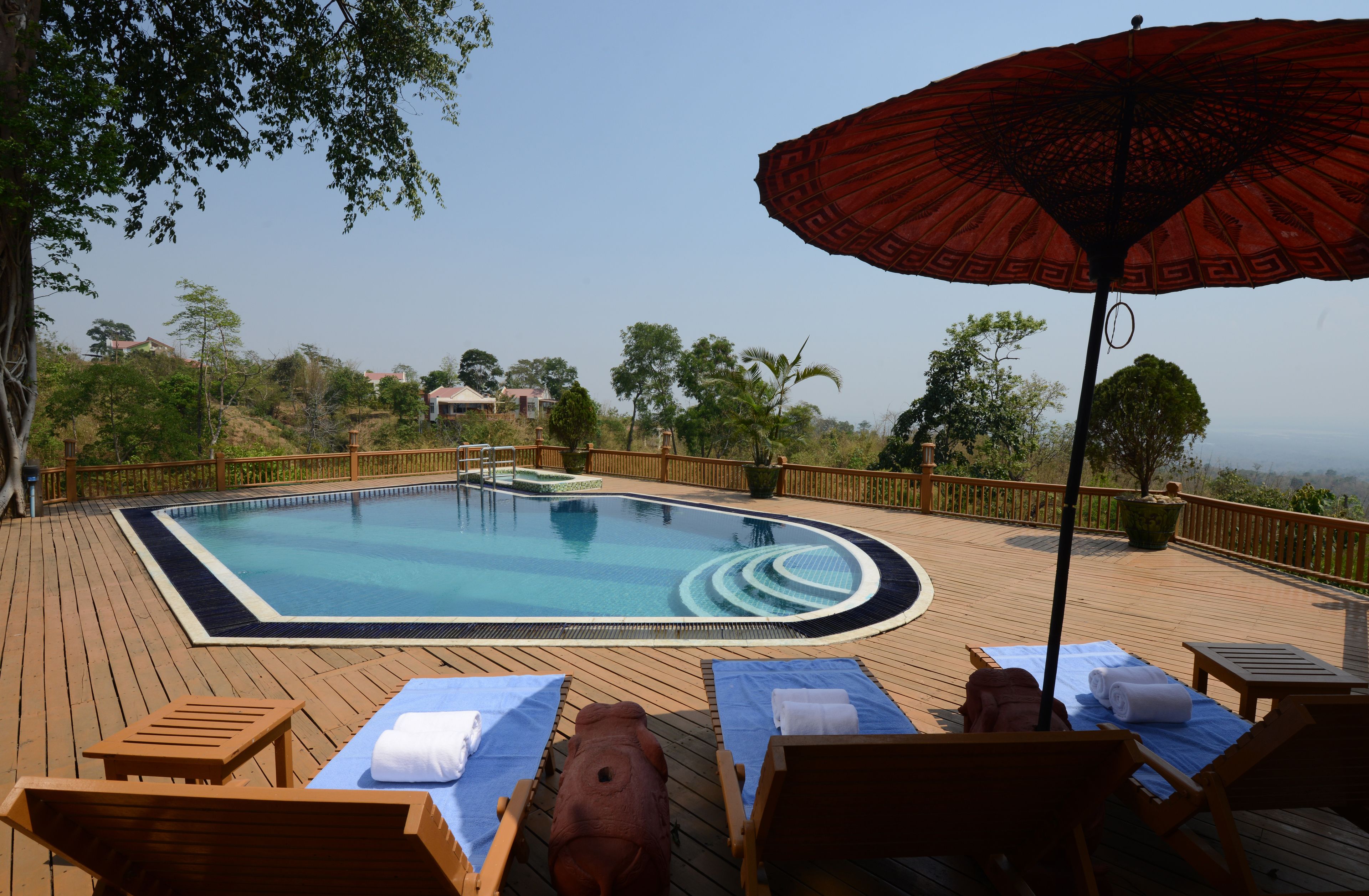 เพรสซิเดนเชียลวิลล่า, 3 ห้องนอน, วิวภูเขา, ติดภูเขา (Pool) | ลานระเบียง/นอกชาน