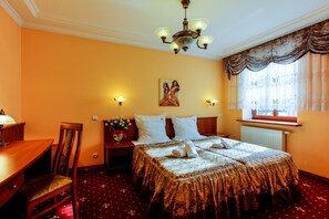 Superior Double or Twin Room | In-room safe, desk, iron/ironing board, free cribs/infant beds