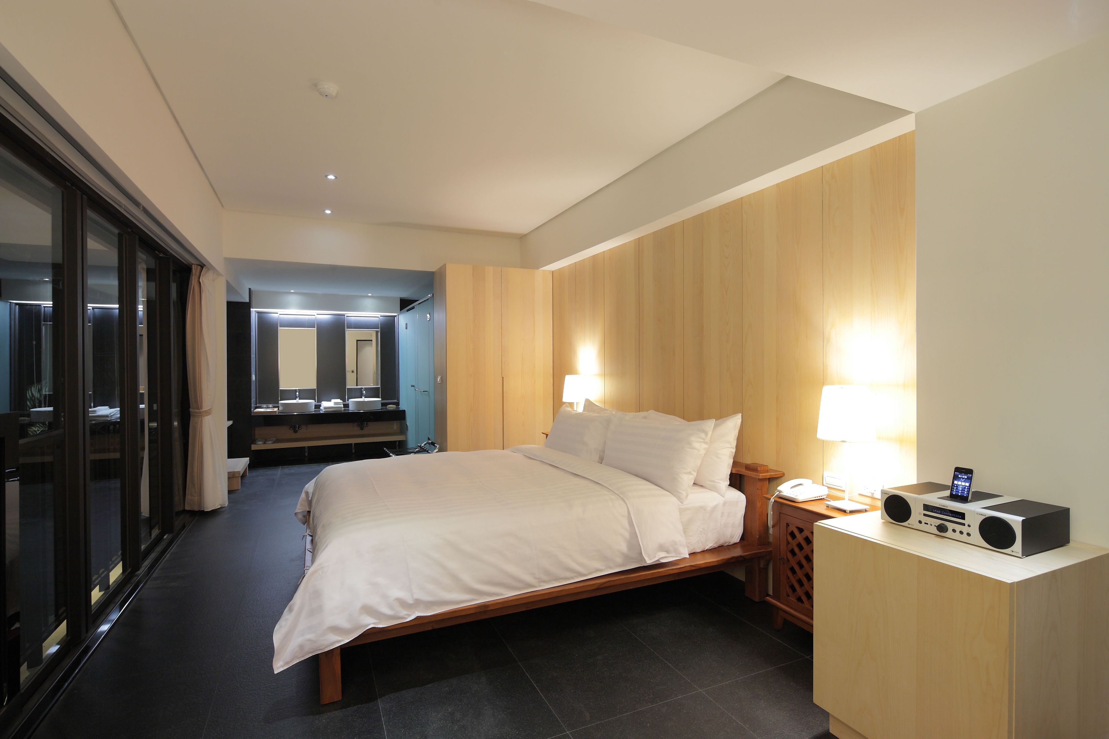 honeymoon villa, private pool | desk, free wifi