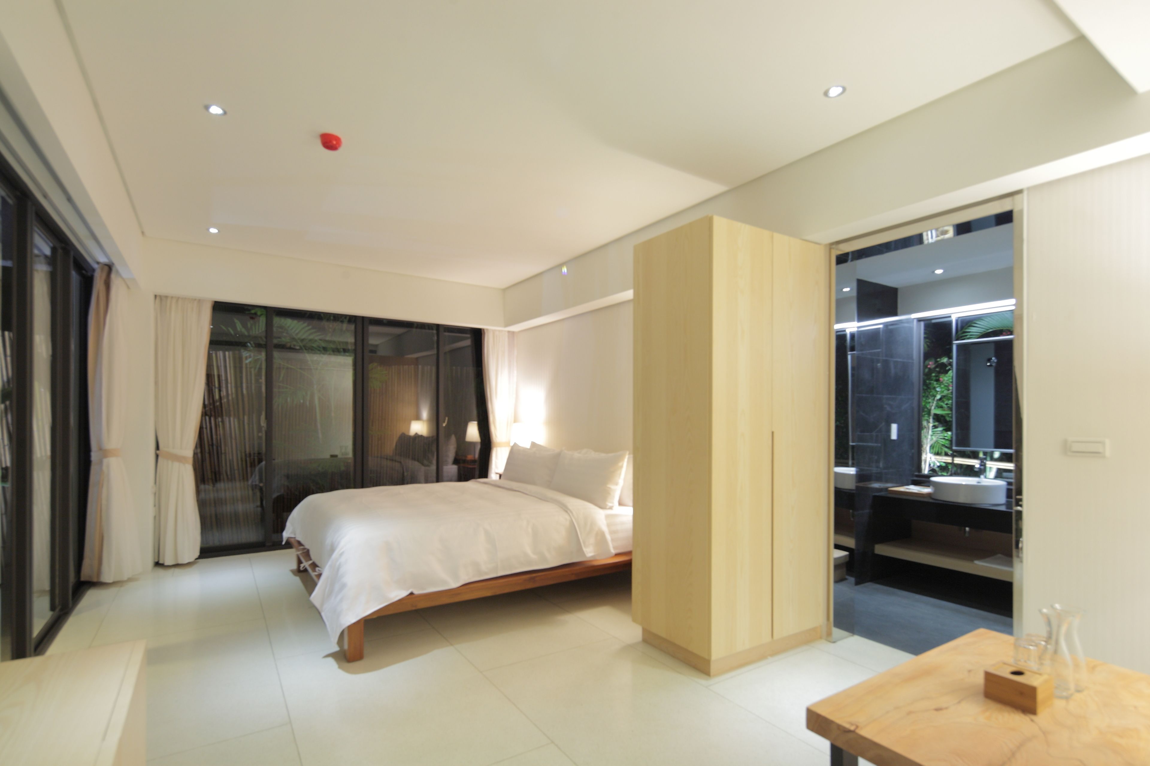 deluxe villa | desk, free wifi