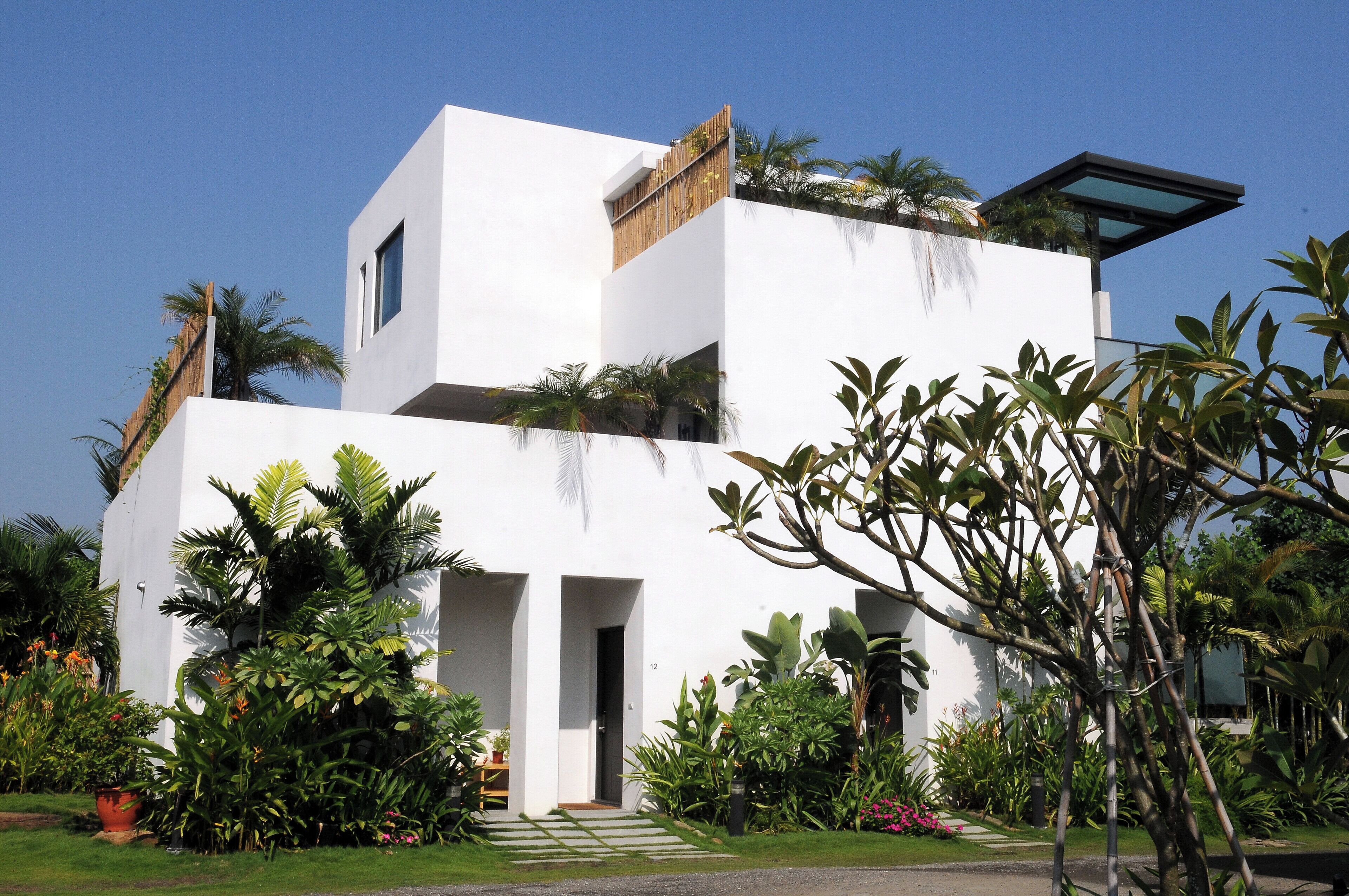 superior villa | exterior
