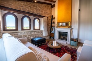 Suite | Living room