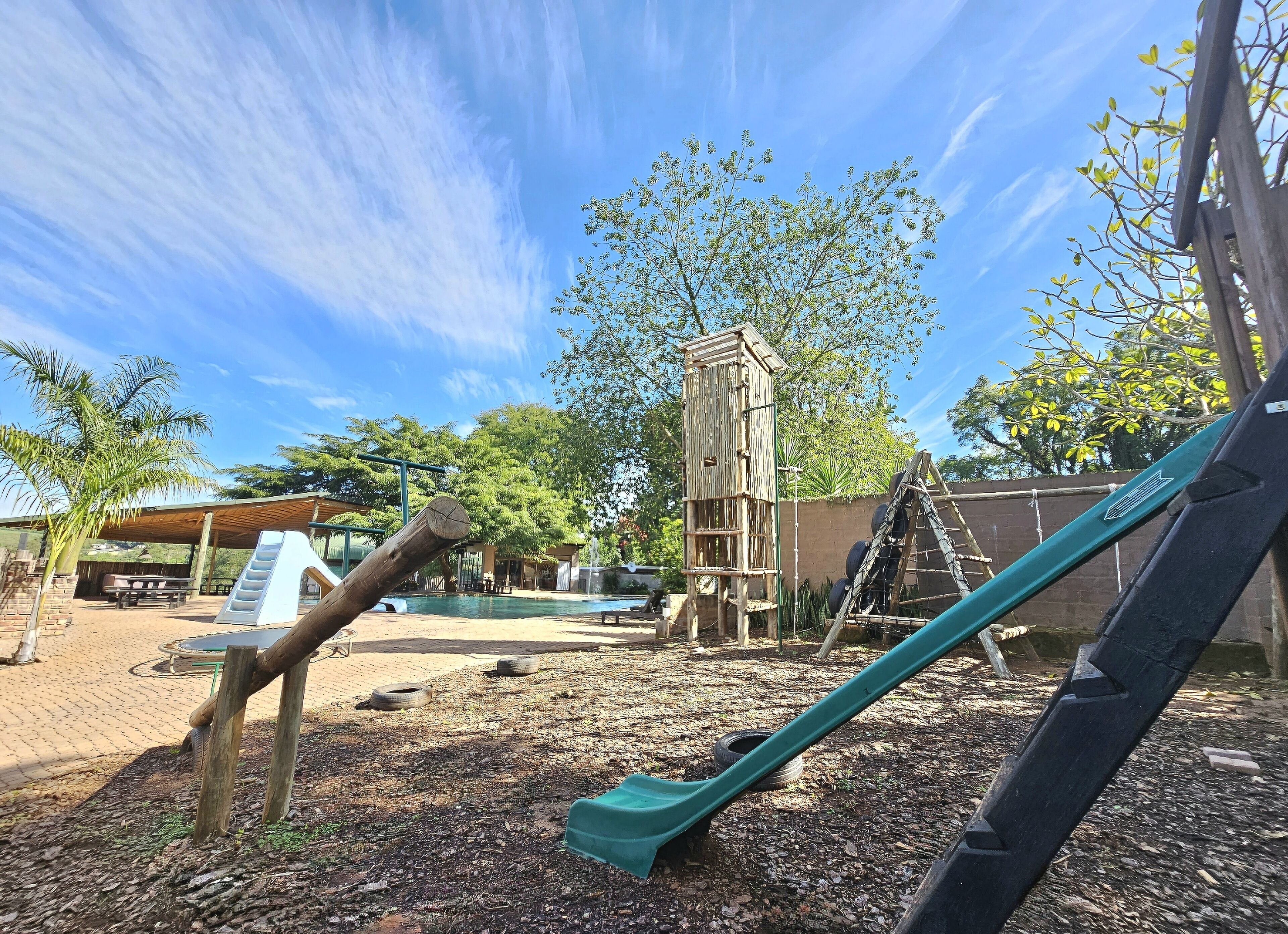 Children’s play area – outdoor