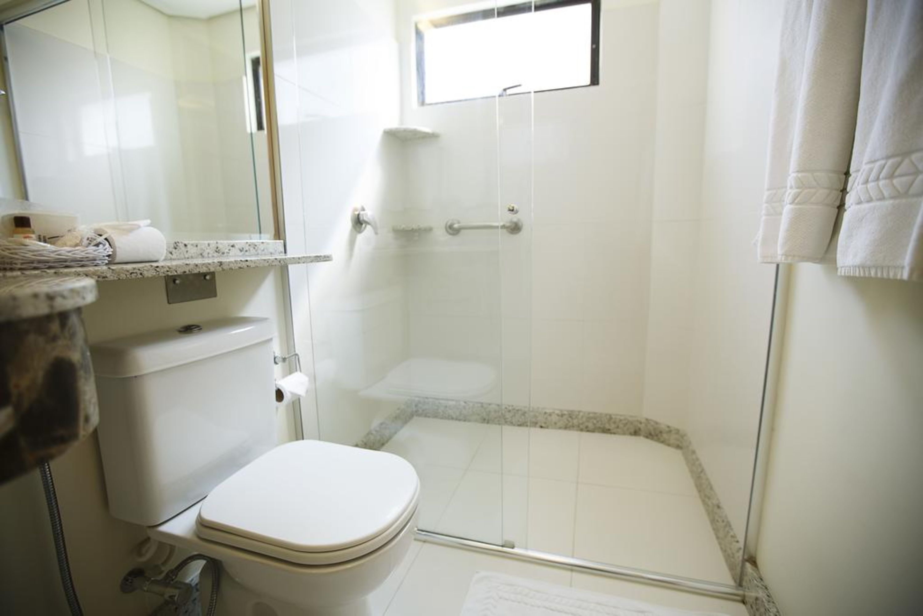 shower, free toiletries, hair dryer, towels