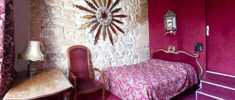 Una cassaforte in camera, con stile personalizzato