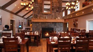 Unclassified image, 5 of 80, button - Patterson Kaye Resort on Lake Muskoka (Bracebridge)