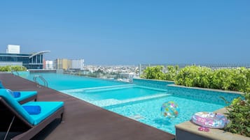 Outdoor pool, sun loungers