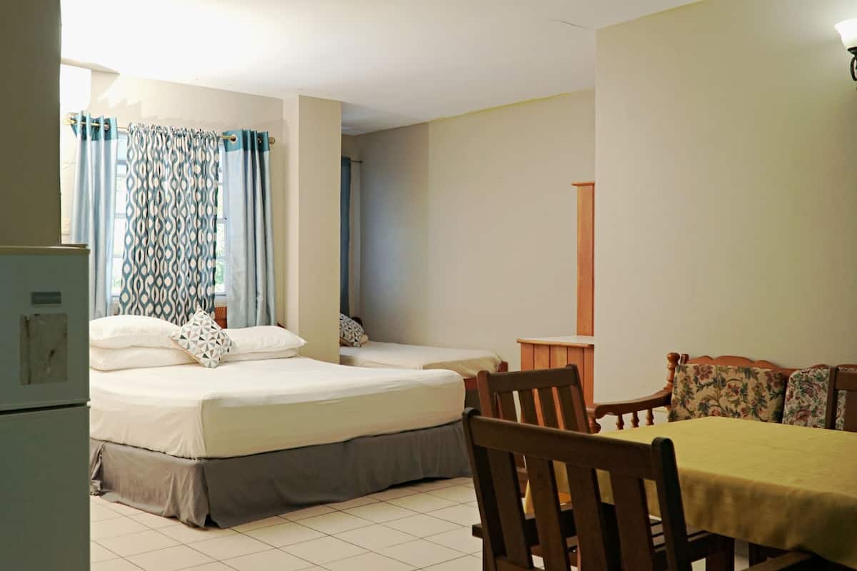 Wifi gratis y ropa de cama