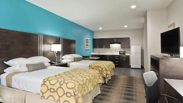 Suite, 2 Queen Beds, Non Smoking, Kitchenette