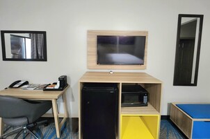 Ropa de cama de alta calidad y escritorio