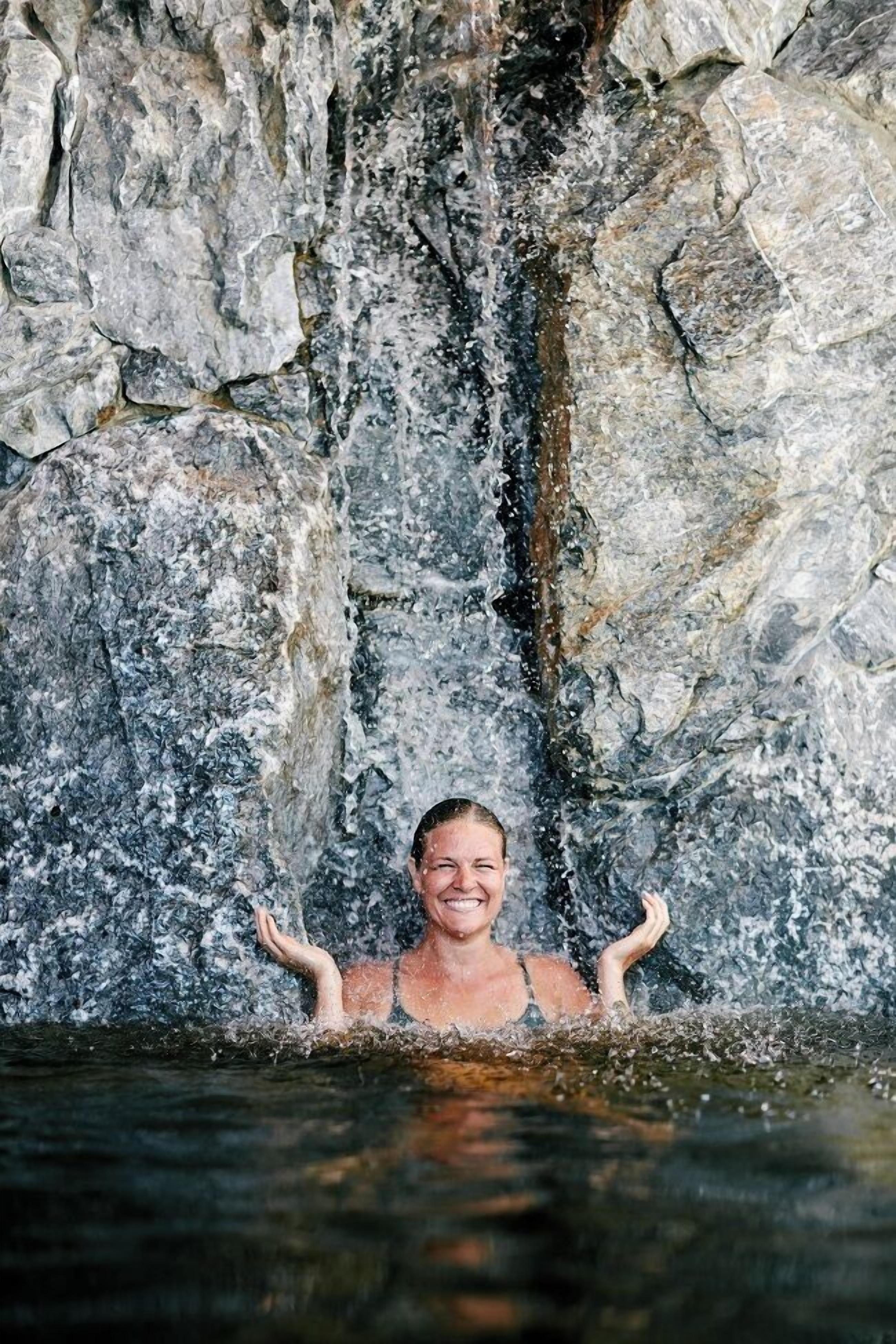 sauna, hot tub, steam room, hot springs/mineral springs, body treatments