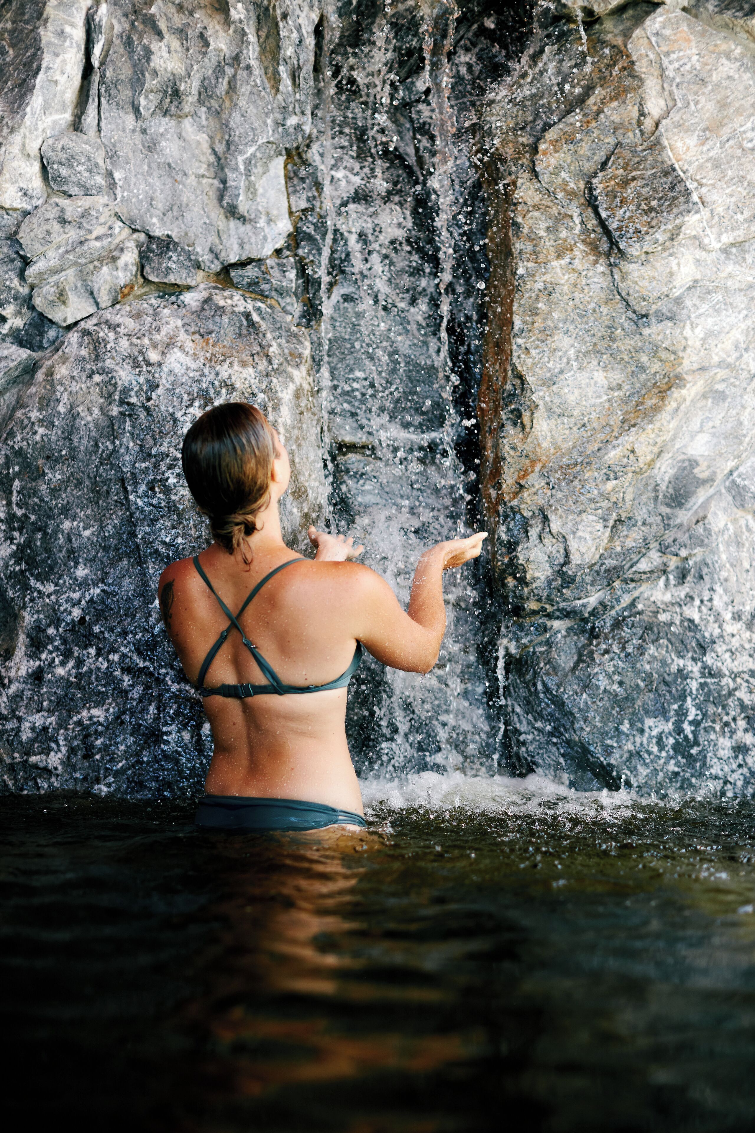 sauna, hot tub, steam room, hot springs/mineral springs, body treatments