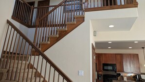 Casa adossada, 4 dormitoris | Interior
