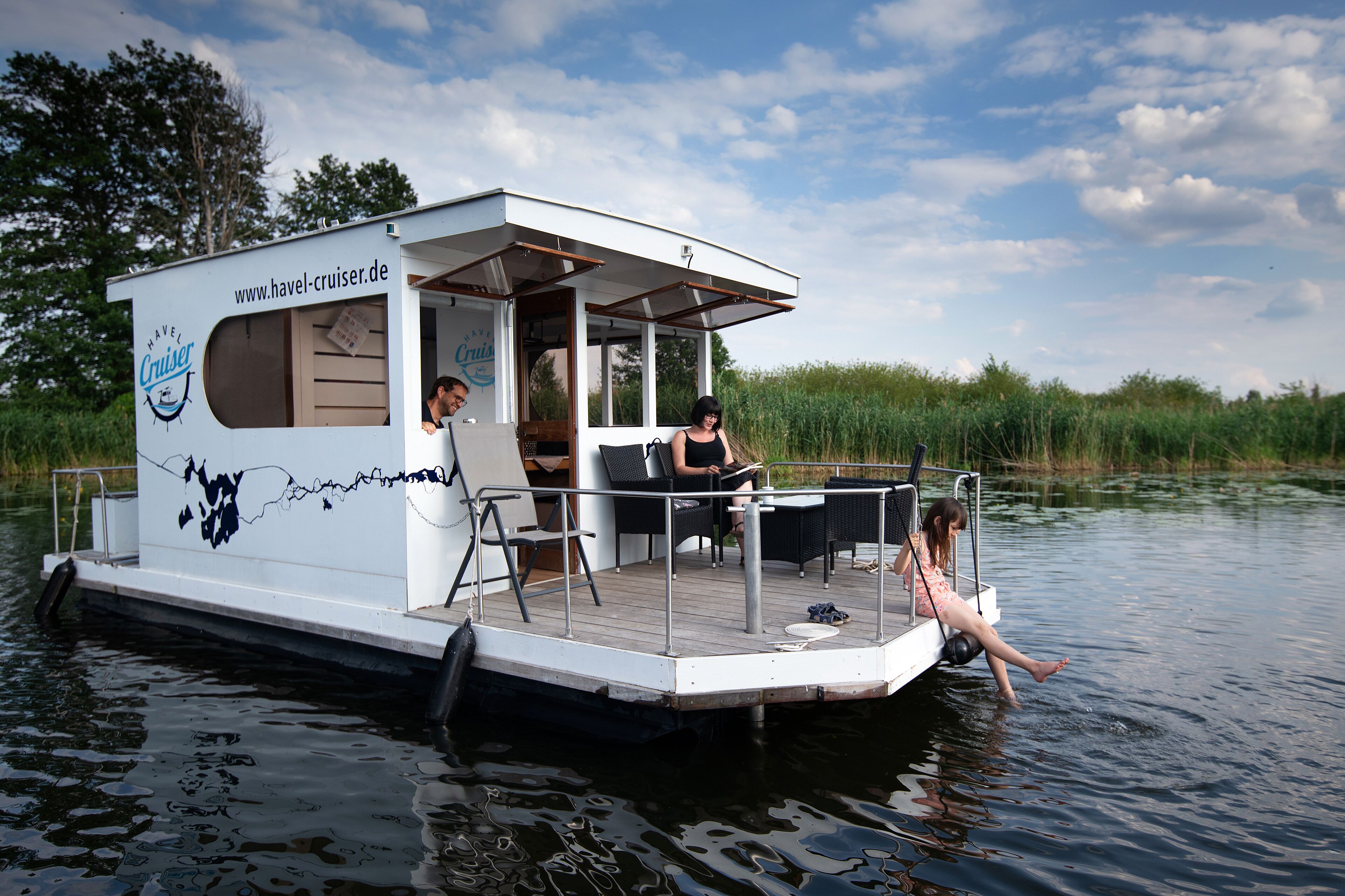 Photo - HAVEL-Cruiser Hausboot-Flöße mit Stil