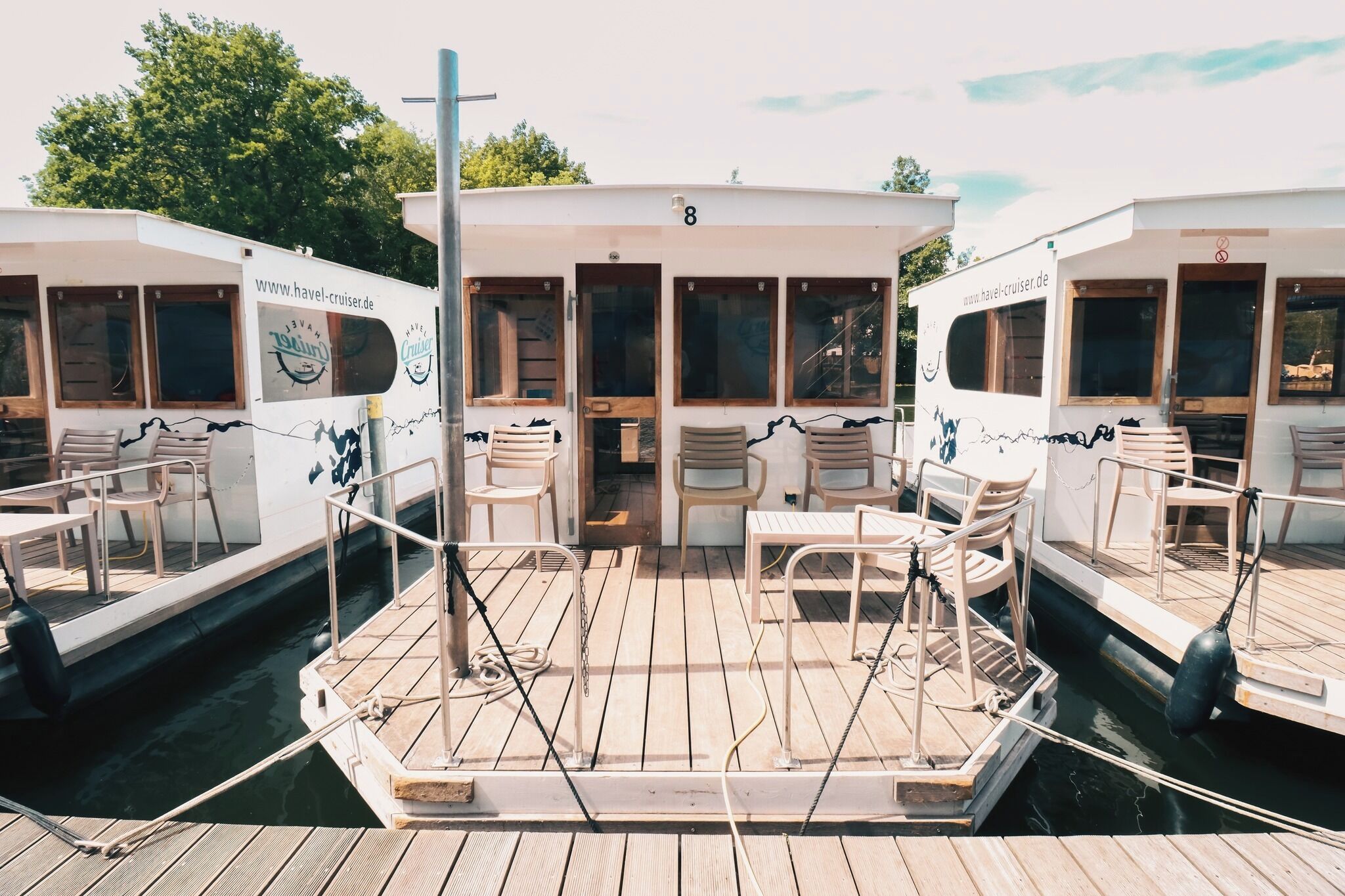Photo - HAVEL-Cruiser Hausboot-Flöße mit Stil