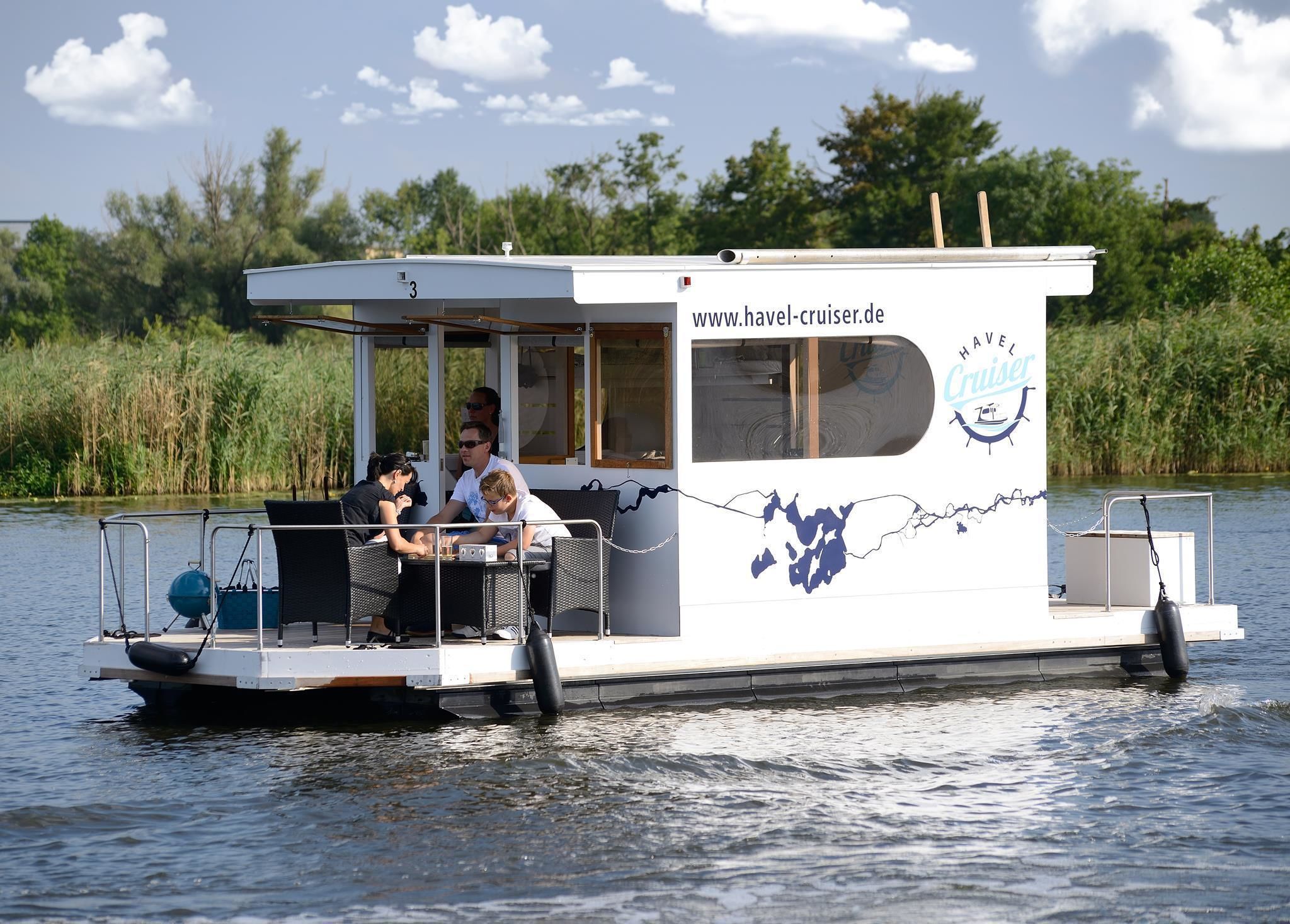 Photo - HAVEL-Cruiser Hausboot-Flöße mit Stil