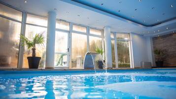 Sauna, perawatan tubuh, aromaterapi, body wrap, dan perawatan wajah