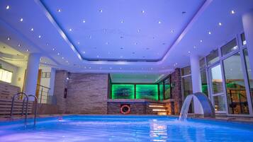 Suite | Area keluarga | TV layar datar