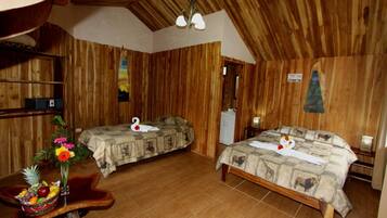 Superior Triple Room | Premium bedding, in-room safe, desk, free rollaway beds