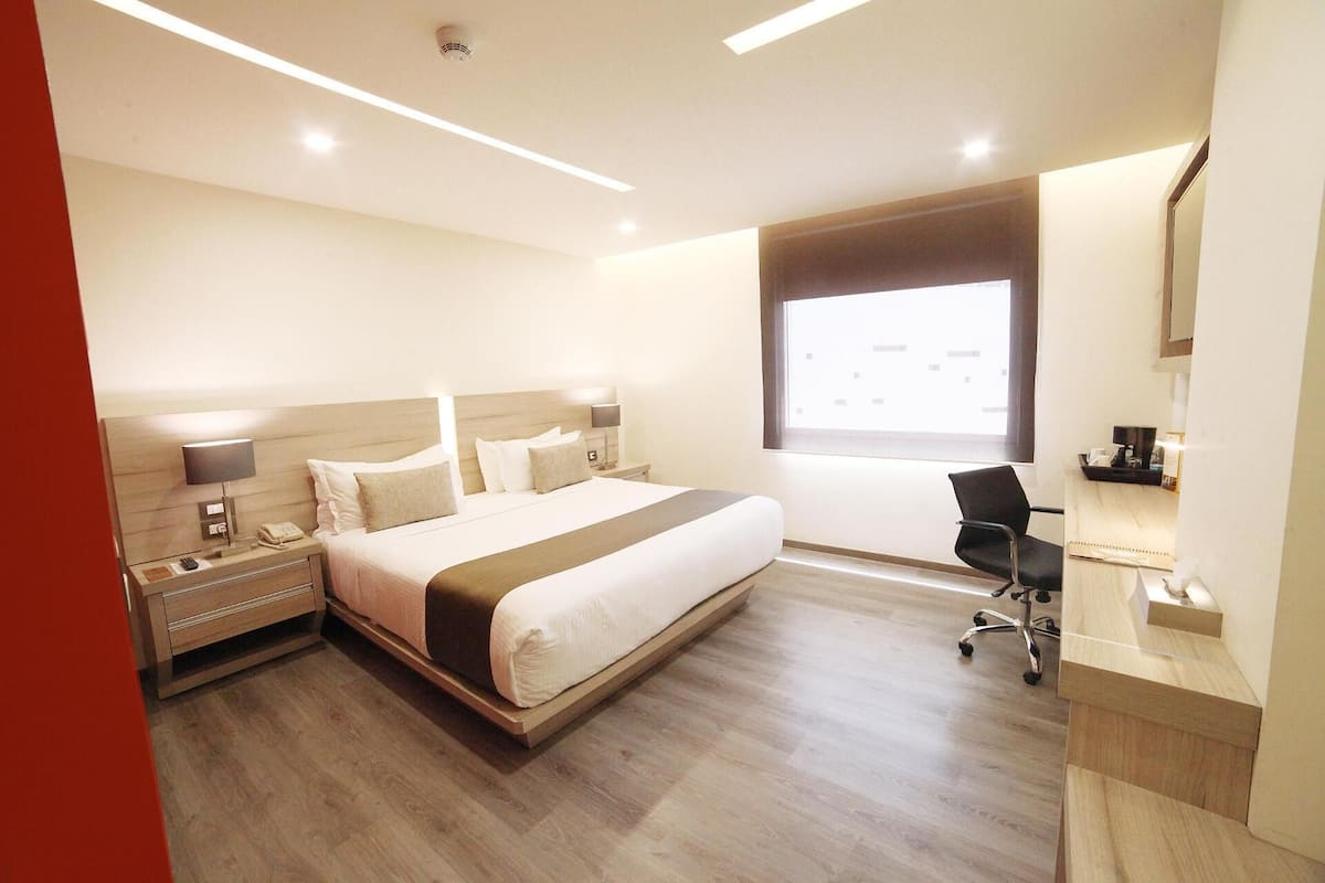 In-room safe, desk, soundproofing, iron/ironing board