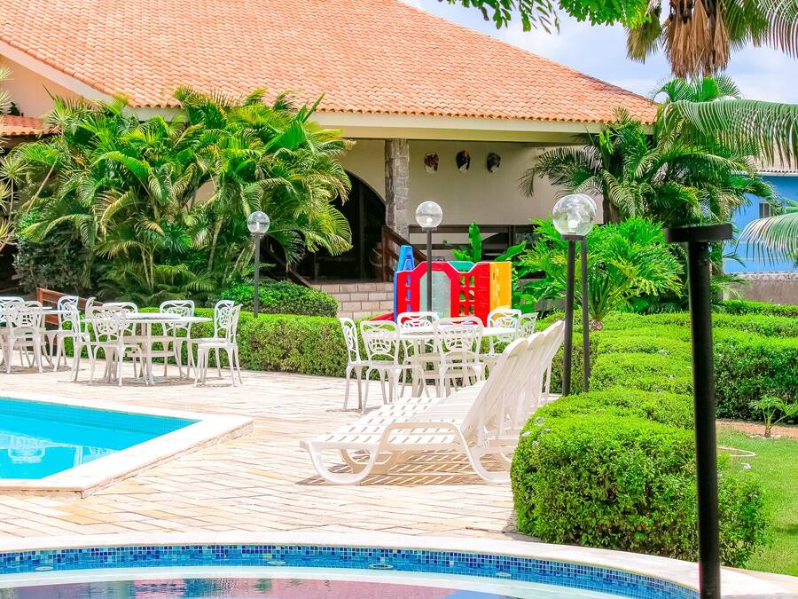 Bồn tắm spa ngoài trời