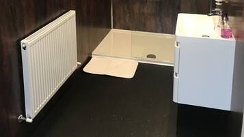 Superior-Apartment (Dunstanburgh, First Floor) | Badezimmer